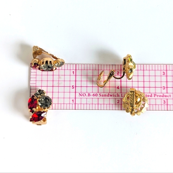 Vintage Cluster Clip On Earrings Red Gray & Avon Flowers Clip Ons Green Gold - Picture 10 of 10